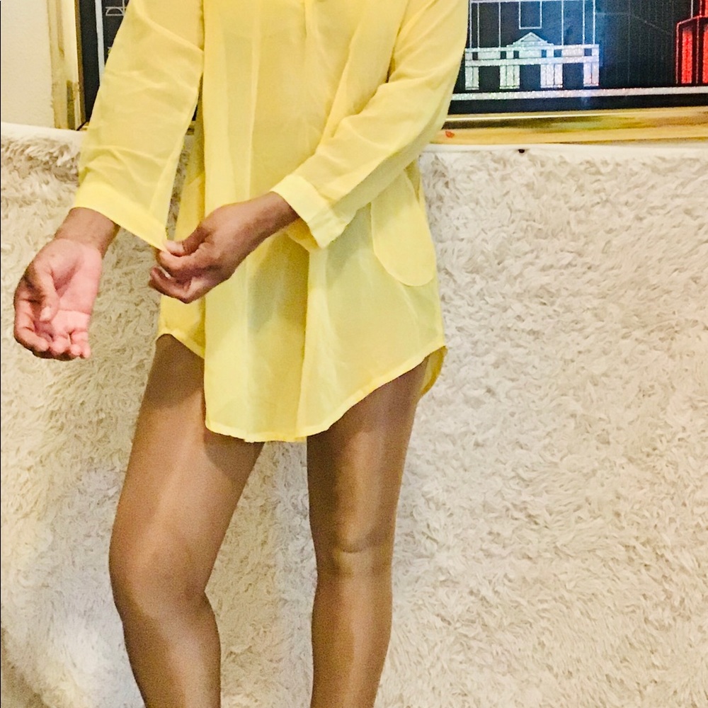 Very nice yellow shirt light